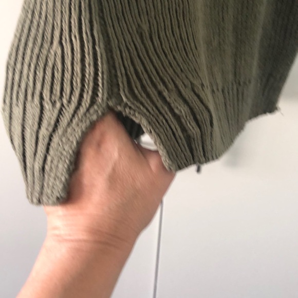 knit olive green tank - Picture 4 of 5